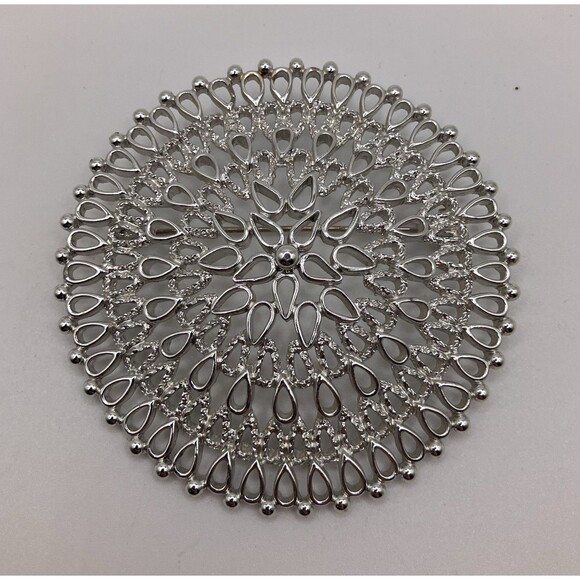 Vintage Sarah Coventry Brooch in Silver Tone Signed Jewelry Night Out Work - Picture 1 of 3